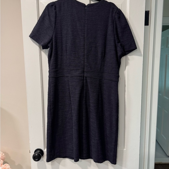 NWT Ann Taylor Size 16 navy dress - Picture 3 of 3